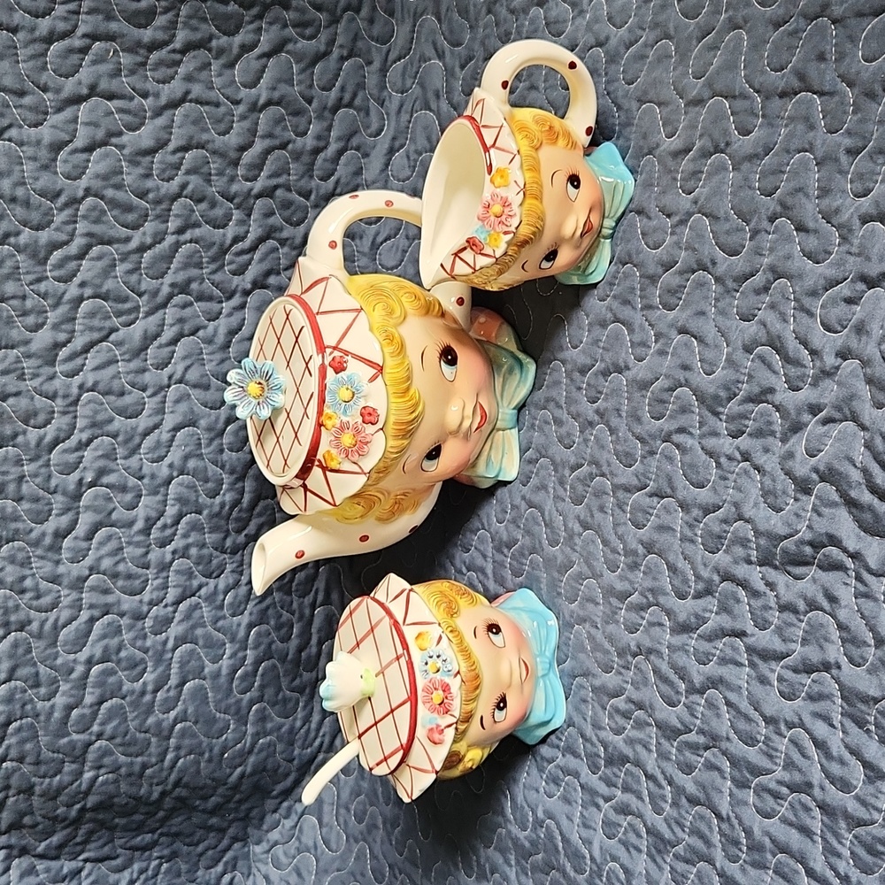 Vintage Lefton Miss Dainty Tea Set